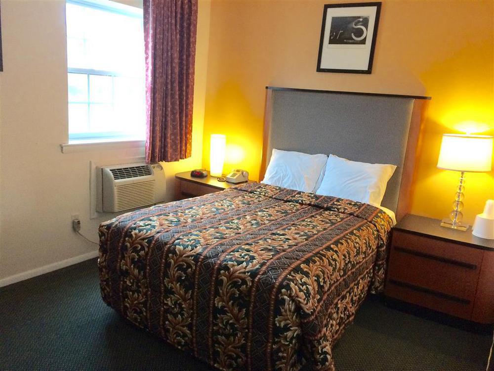 Americas Value Philadelphia Hotel